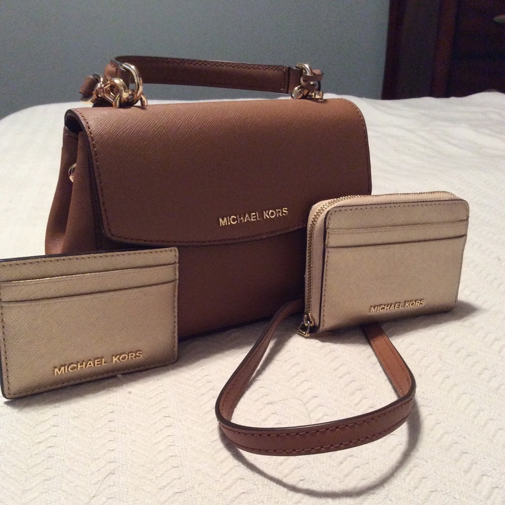Michael Kors Ava Extra Small crossbody